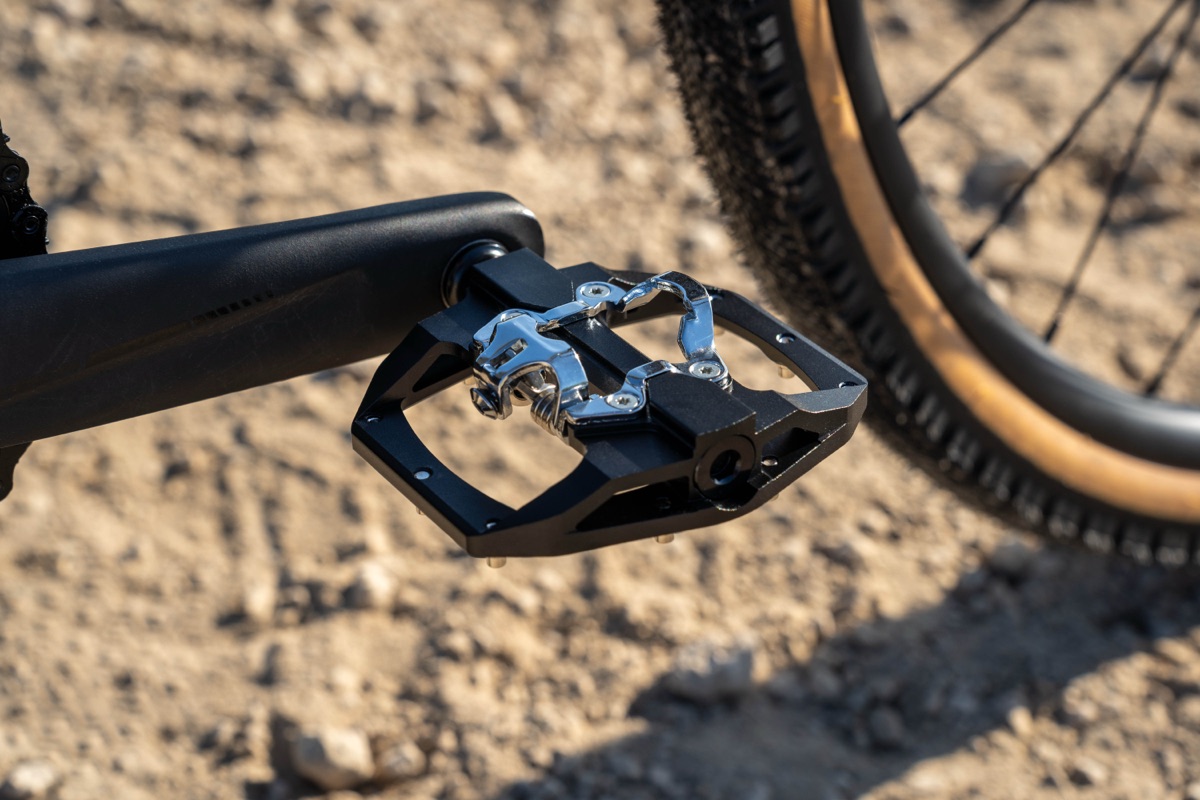 Origin8 Dual Sport clip-in mechanism detail