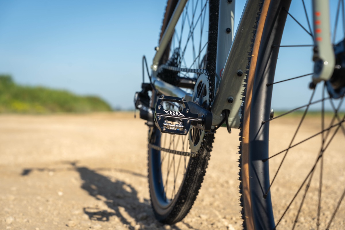 Origin8 Dual Sport spindle and bearing system detail